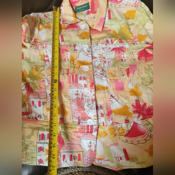 💰⏳️LemonGrass Studio funky artistic jacket cut similar to Jean jacket SM - Picture 11 of 11